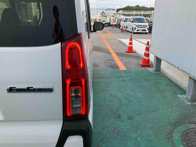 タントファンクロス（沖縄県）の中古車