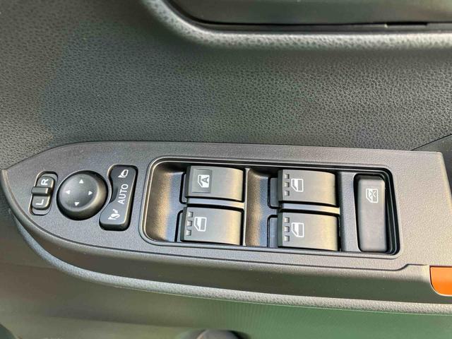 タントファンクロス（沖縄県）の中古車