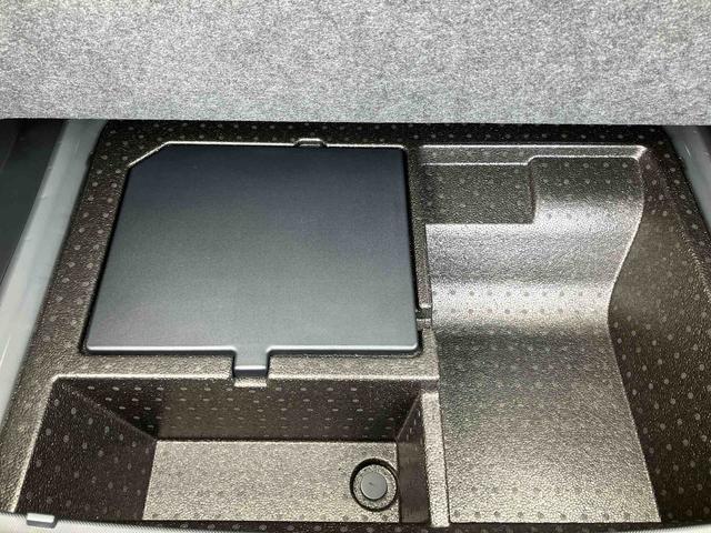 ロッキープレミアムＧ　ＨＥＶ（沖縄県）の中古車