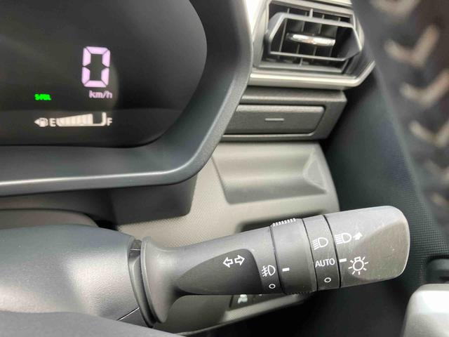 ロッキープレミアムＧ　ＨＥＶ（沖縄県）の中古車