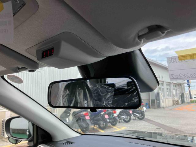 ロッキープレミアムＧ　ＨＥＶ（沖縄県）の中古車