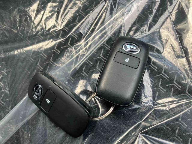 ロッキープレミアムＧ　ＨＥＶ（沖縄県）の中古車