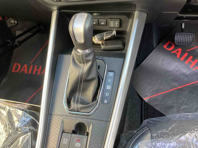 ロッキープレミアムＧ　ＨＥＶオートエアコン　衝突回避支援システム　コーナーセンサー　キーフリーシステム　プッシュボタンスタート　ＬＥＤヘッドランプ（沖縄県）の中古車