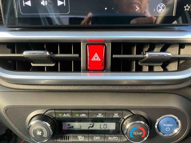 ロッキープレミアムＧ　ＨＥＶオートエアコン　衝突回避支援システム　コーナーセンサー　キーフリーシステム　プッシュボタンスタート　ＬＥＤヘッドランプ（沖縄県）の中古車