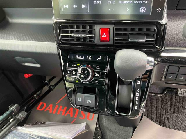 タントカスタムＸ（沖縄県）の中古車