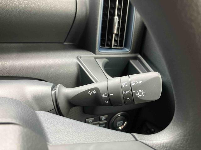 タントカスタムＸ（沖縄県）の中古車