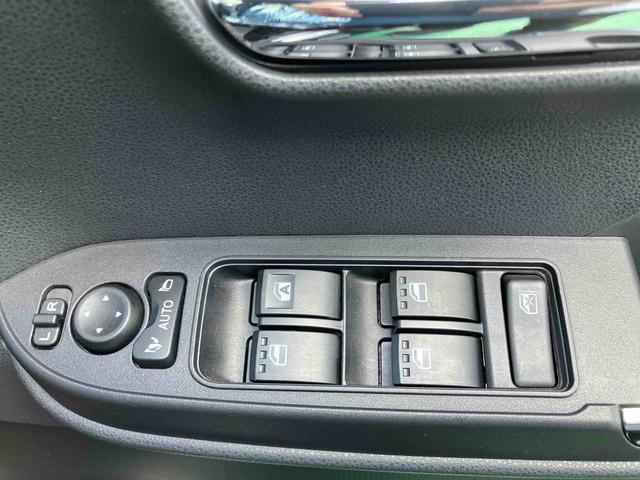 タントカスタムＸオートエアコン　衝突回避支援システム　コーナーセンサー　キーフリーシステム　プッシュボタンスタート　ＬＥＤヘッドランプ　両側パワースライドドア（沖縄県）の中古車