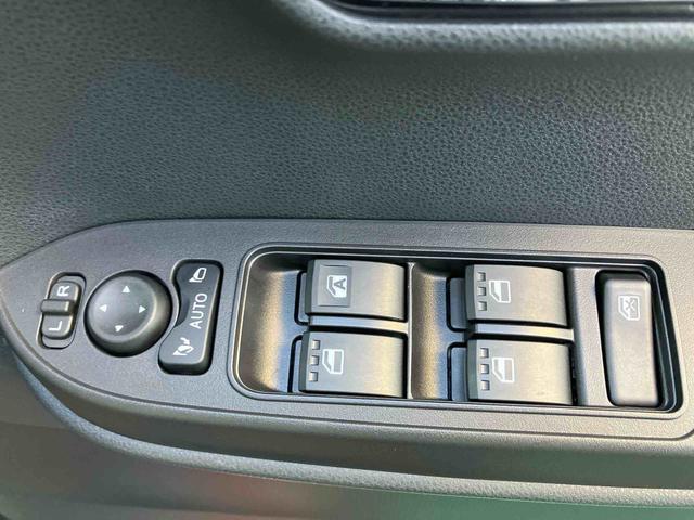 タントカスタムＸオートエアコン　衝突回避支援システム　コーナーセンサー　キーフリーシステム　プッシュボタンスタート　ＬＥＤヘッドランプ　両側パワースライドドア（沖縄県）の中古車