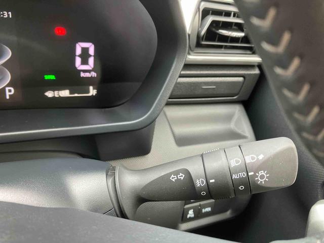 ロッキープレミアムＧ　ＨＥＶ（沖縄県）の中古車