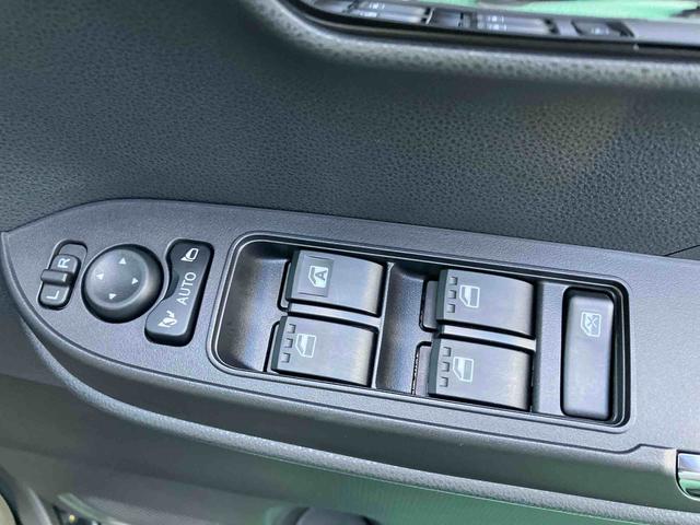 タントカスタムX(沖縄県)の中古車