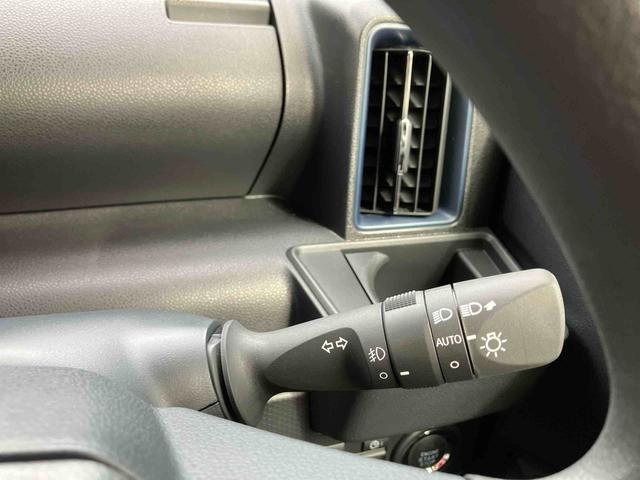 タントカスタムＸ（沖縄県）の中古車