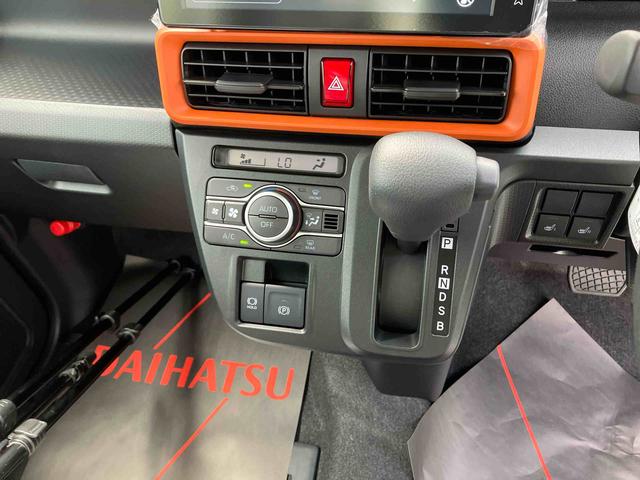 タントファンクロス（沖縄県）の中古車