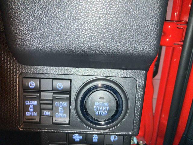 タントファンクロス（沖縄県）の中古車