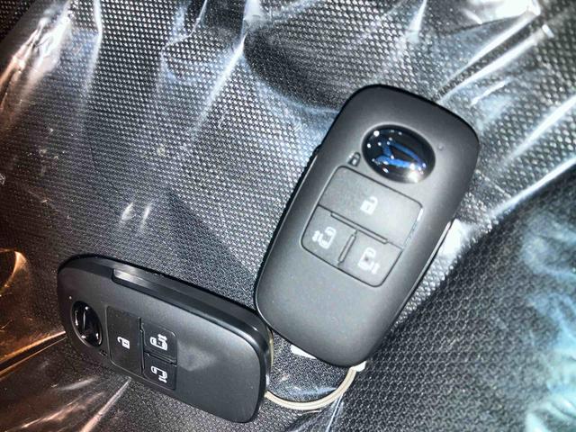 タントファンクロス（沖縄県）の中古車