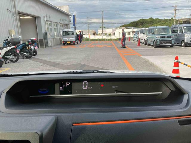 タントファンクロス（沖縄県）の中古車