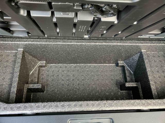 タントファンクロスターボ（沖縄県）の中古車