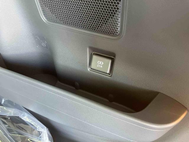 タントファンクロスターボ（沖縄県）の中古車