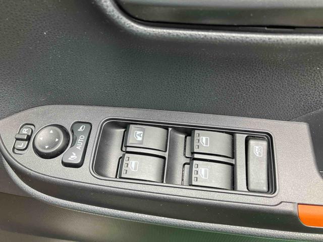 タントファンクロス（沖縄県）の中古車