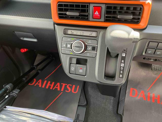 タントファンクロス（沖縄県）の中古車