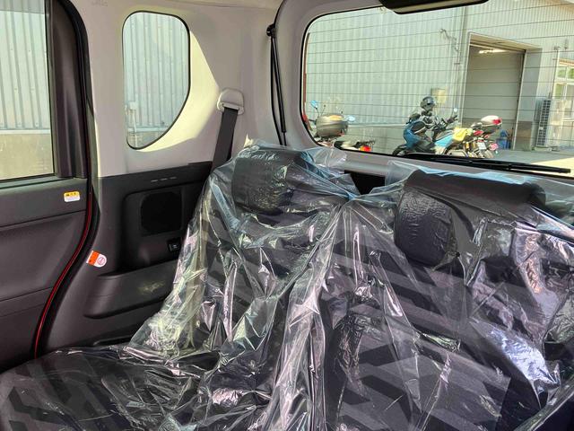 タントファンクロス（沖縄県）の中古車