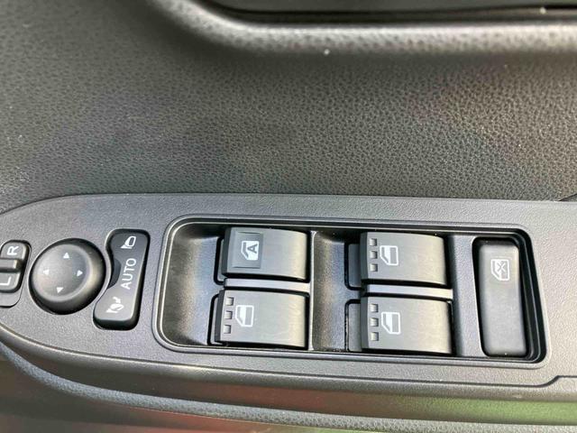 タントファンクロス（沖縄県）の中古車