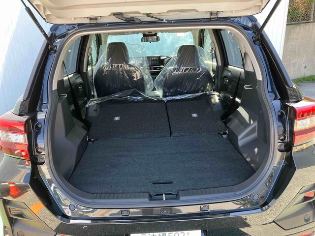 ロッキープレミアムＧ　ＨＥＶ（沖縄県）の中古車