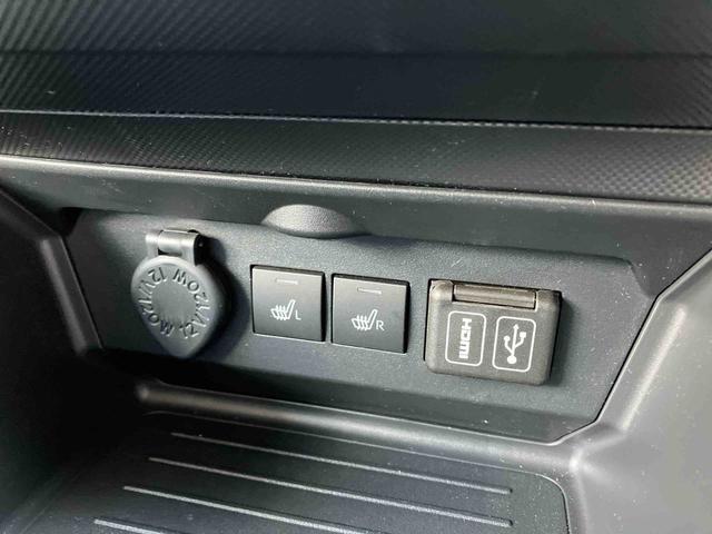 ロッキープレミアムＧ　ＨＥＶ（沖縄県）の中古車