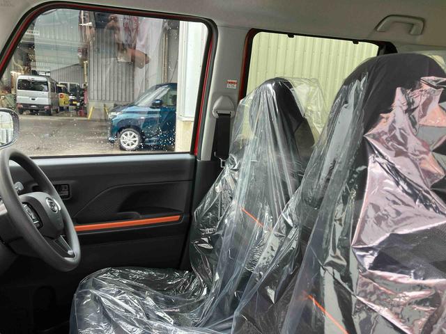 タントファンクロス（沖縄県）の中古車