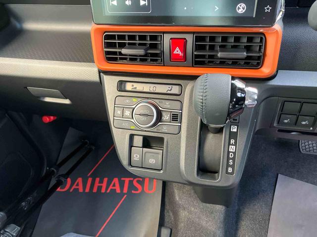 タントファンクロスターボ（沖縄県）の中古車