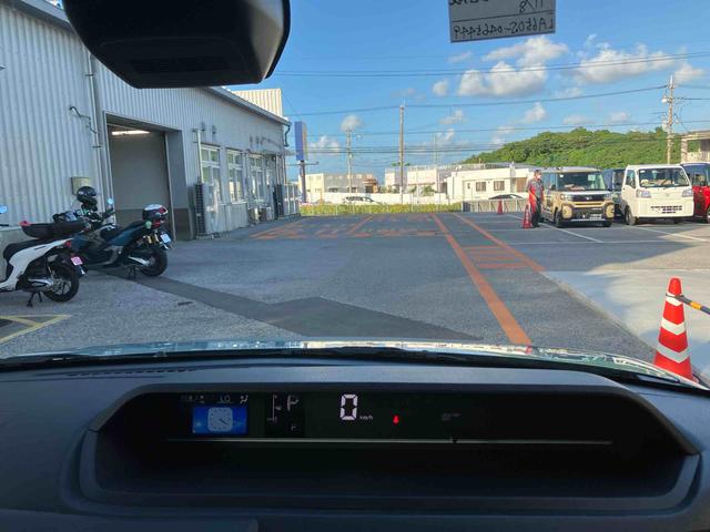 タントファンクロスターボ（沖縄県）の中古車