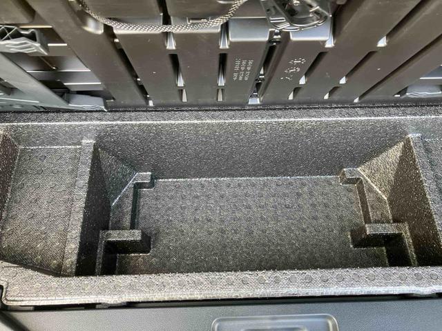 タントカスタムＸオートエアコン　９インチディスプレイオーディオ　衝突回避支援システム　コーナーセンサー　電動パーキングブレーキ　両側パワースライドドア（沖縄県）の中古車