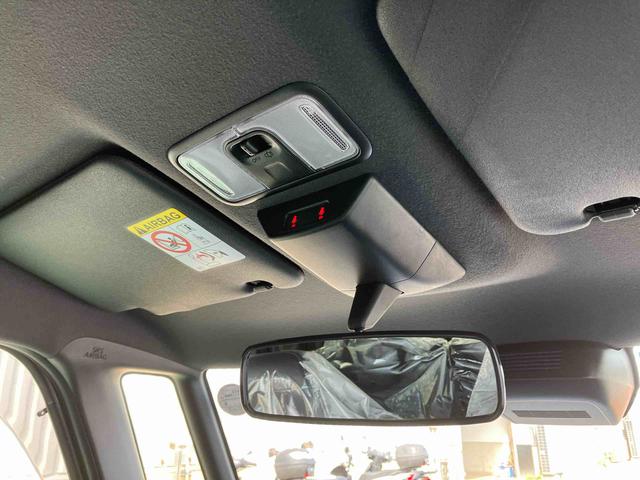 タントカスタムＸオートエアコン　９インチディスプレイオーディオ　衝突回避支援システム　コーナーセンサー　電動パーキングブレーキ　両側パワースライドドア（沖縄県）の中古車