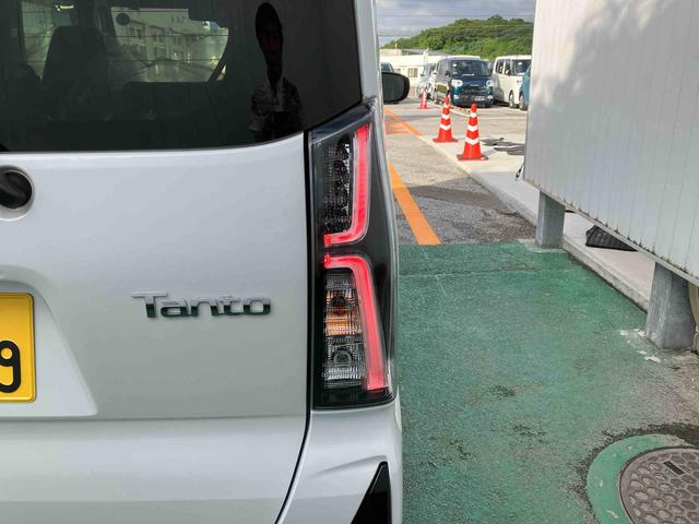 タントカスタムＸ（沖縄県）の中古車