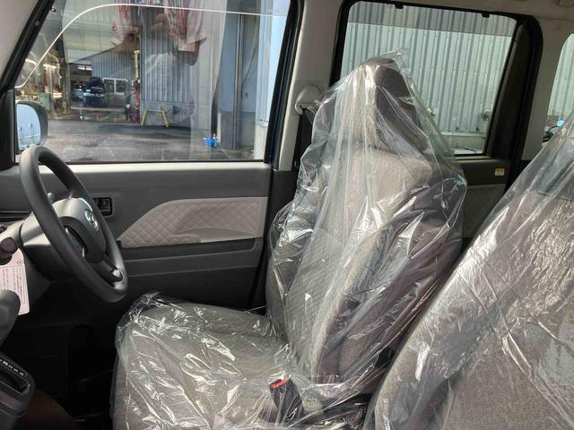 タントX(沖縄県)の中古車