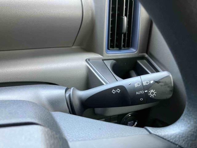 タントX(沖縄県)の中古車