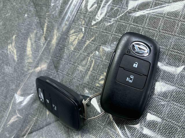 タントX(沖縄県)の中古車