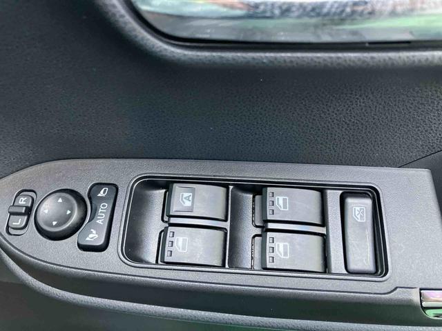 タントカスタムＸオートエアコン　９インチディスプレイオーディオ　衝突回避支援システム　コーナーセンサー　電動パーキングブレーキ　両側パワースライドドア（沖縄県）の中古車