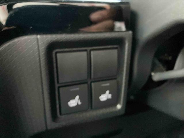 タントカスタムＸオートエアコン　９インチディスプレイオーディオ　衝突回避支援システム　コーナーセンサー　電動パーキングブレーキ　両側パワースライドドア（沖縄県）の中古車