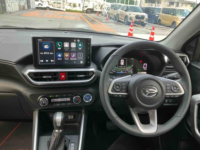 ロッキープレミアムG HEV(沖縄県)の中古車