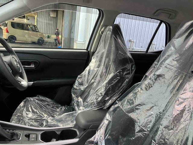 ロッキープレミアムG HEV(沖縄県)の中古車