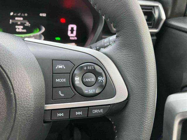 ロッキープレミアムG HEV(沖縄県)の中古車