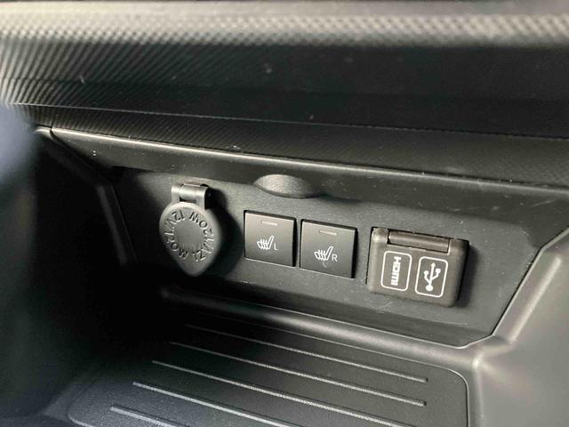 ロッキープレミアムG HEV(沖縄県)の中古車