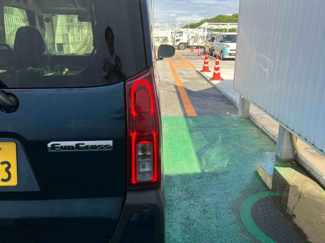 タントファンクロス（沖縄県）の中古車