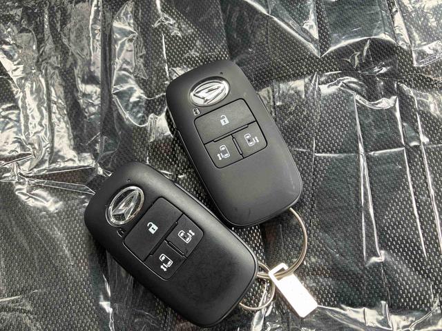 タントファンクロスターボ（沖縄県）の中古車