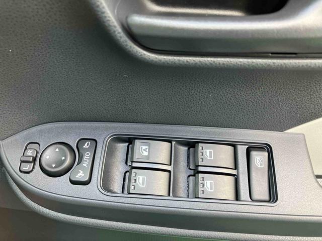 タントＸオートエアコン　衝突回避支援システム　コーナーセンサー　キーフリーシステム　プッシュボタンスタート　ＬＥＤヘッドランプ　９インチスマホ連携ディスプレイオーディオ　バックカメラ（沖縄県）の中古車