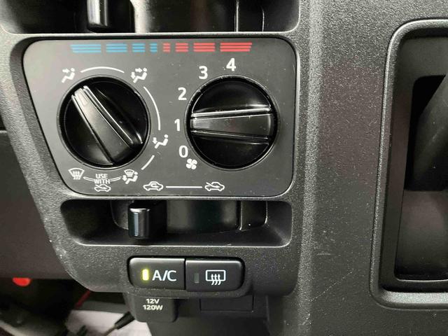 ハイゼットカーゴＤＸマニュアルエアコン　ラジオ　衝突回避支援システム　コーナーセンサー　キーレス　スライドドア（沖縄県）の中古車