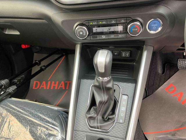 ロッキープレミアムＧ　ＨＥＶオートエアコン　衝突回避支援システム　コーナーセンサー　キーフリーシステム　プッシュボタンスタート　ＬＥＤヘッドランプ（沖縄県）の中古車