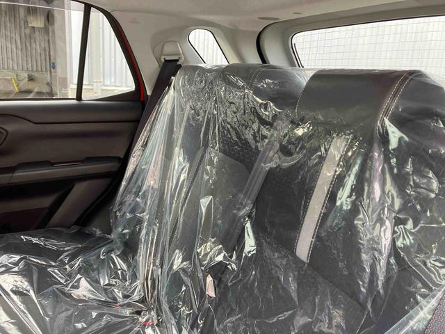 ロッキープレミアムＧ　ＨＥＶオートエアコン　衝突回避支援システム　コーナーセンサー　キーフリーシステム　プッシュボタンスタート　ＬＥＤヘッドランプ（沖縄県）の中古車