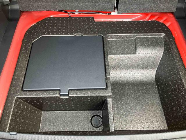 ロッキープレミアムＧ　ＨＥＶオートエアコン　衝突回避支援システム　コーナーセンサー　キーフリーシステム　プッシュボタンスタート　ＬＥＤヘッドランプ（沖縄県）の中古車