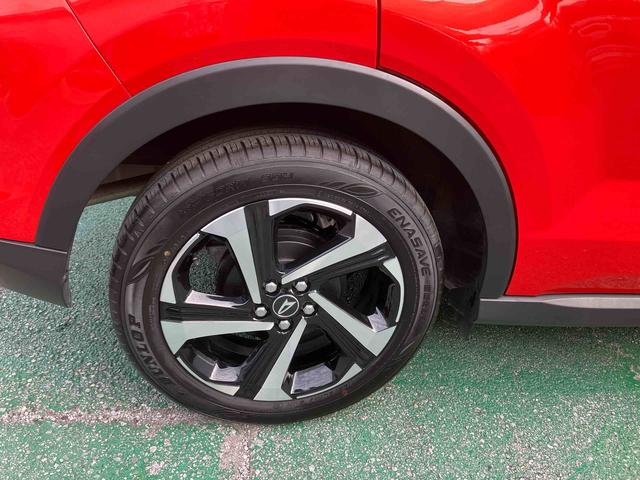 ロッキープレミアムＧ　ＨＥＶオートエアコン　衝突回避支援システム　コーナーセンサー　キーフリーシステム　プッシュボタンスタート　ＬＥＤヘッドランプ（沖縄県）の中古車